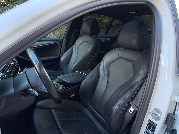 BMW 530e 9 of 23