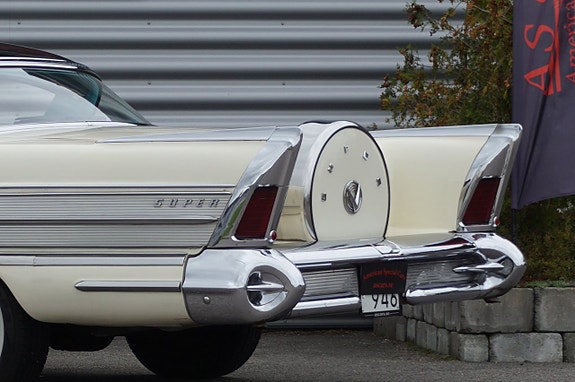 Buick Super 12 of 24
