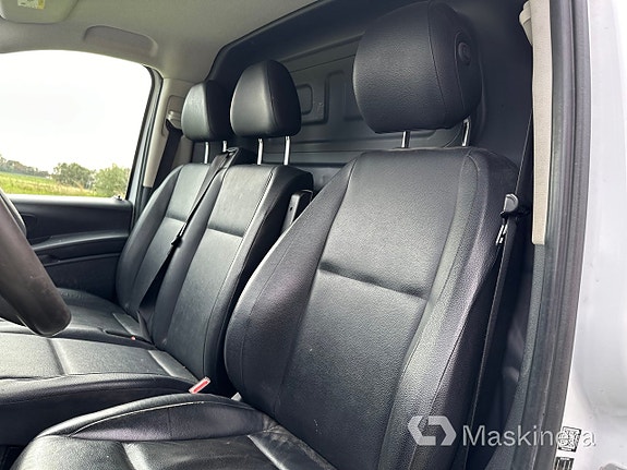 Mercedes-Benz Vito 109 7 of 9