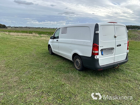 Mercedes-Benz Vito 109 4 of 9
