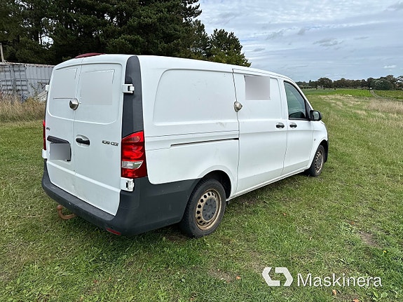 Mercedes-Benz Vito 109 3 of 9