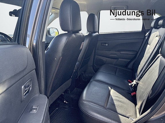 Mitsubishi ASX 9 of 12