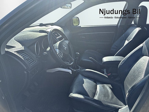 Mitsubishi ASX 8 of 12