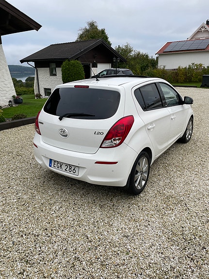 Hyundai i20 3 of 6