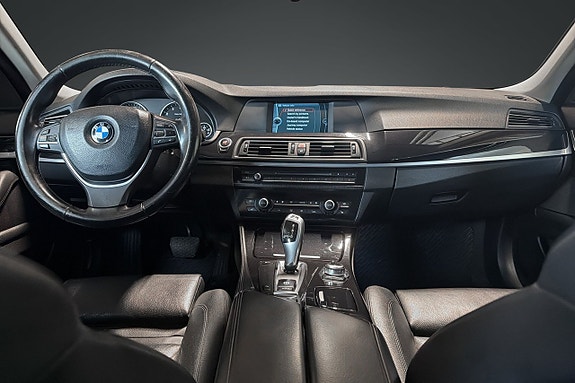 BMW 523i 13 of 18