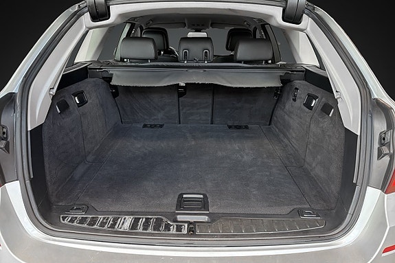 BMW 523i 18 of 18