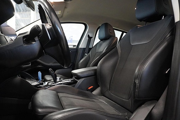 BMW X4 3 of 14