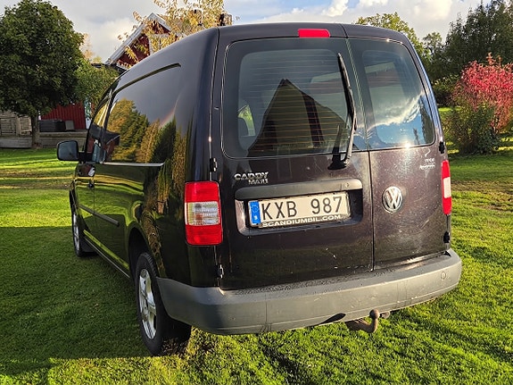 Volkswagen Caddy Maxi 2 of 4