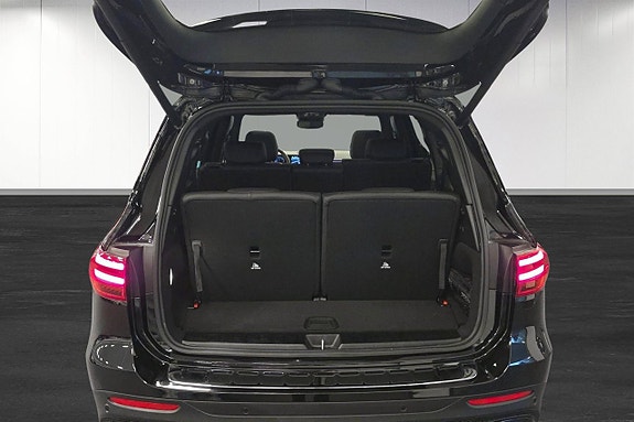 Mercedes-Benz GLB220 d 14 of 14