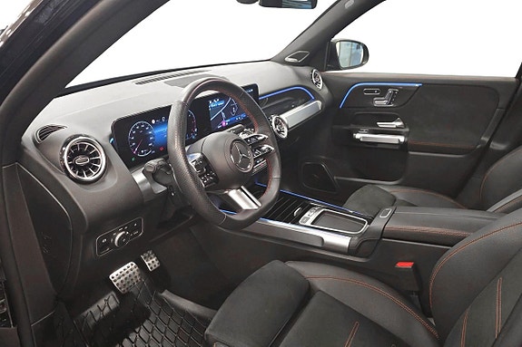 Mercedes-Benz GLB220 d 6 of 14