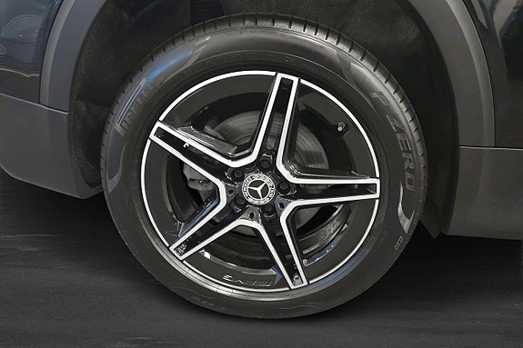 Mercedes-Benz GLB220 d 11 of 14