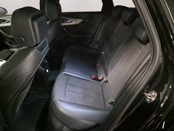 Audi A4 14 of 21