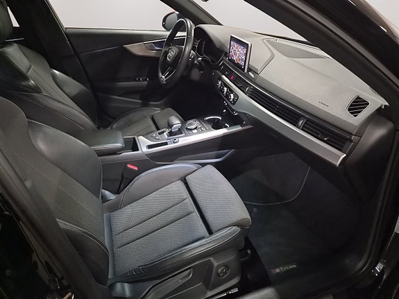 Audi A4 13 of 21