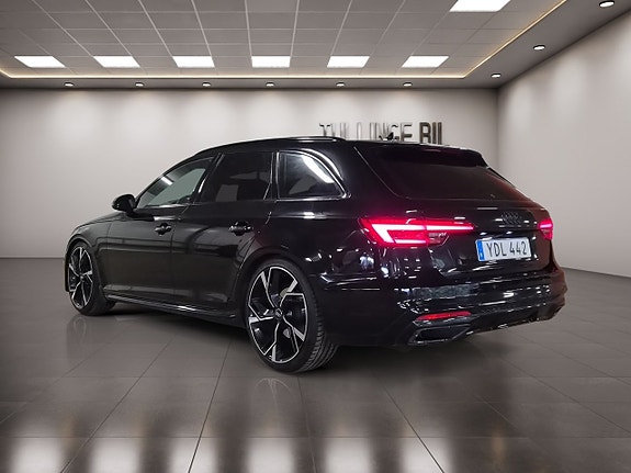 Audi A4 3 of 21