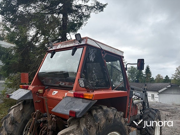 Traktor Fiat 65-90 DT 10 of 30