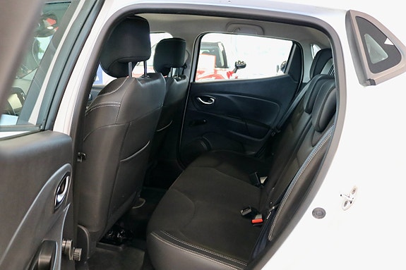 Renault Clio 10 of 18