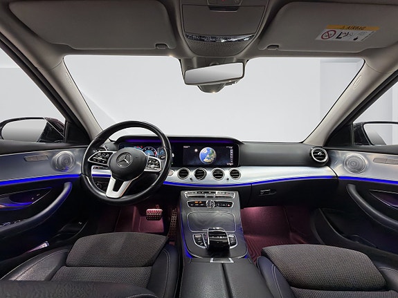 Mercedes-Benz E300 de 9 of 14