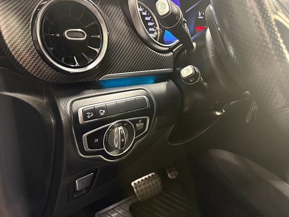 Mercedes-Benz V300 21 of 25