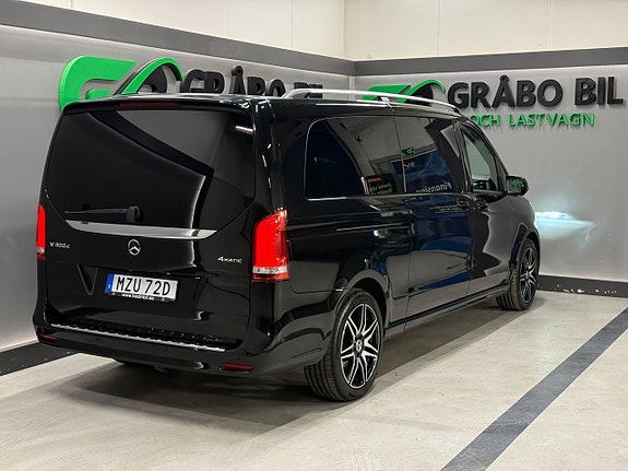 Mercedes-Benz V300 5 of 25