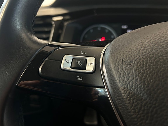 Volkswagen Polo 9 of 17