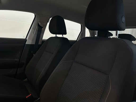 Volkswagen Polo 14 of 17