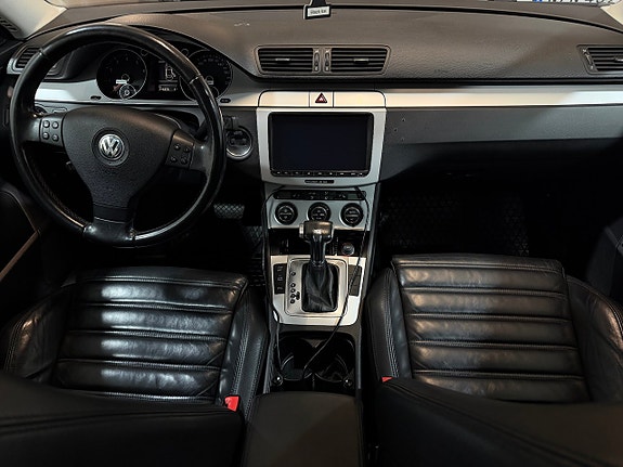 Volkswagen Passat 16 of 20