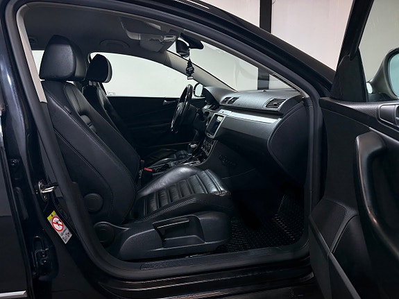 Volkswagen Passat 11 of 20