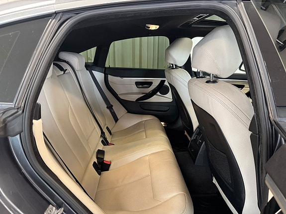 BMW 430i 27 of 29