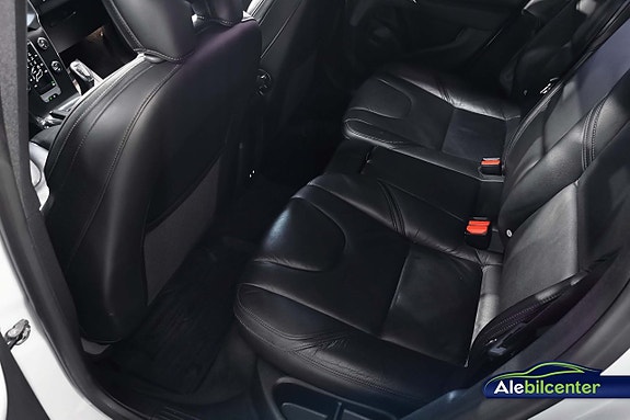 Volvo V40 13 of 13