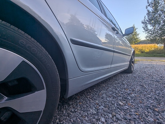 BMW 325Xi 12 of 19