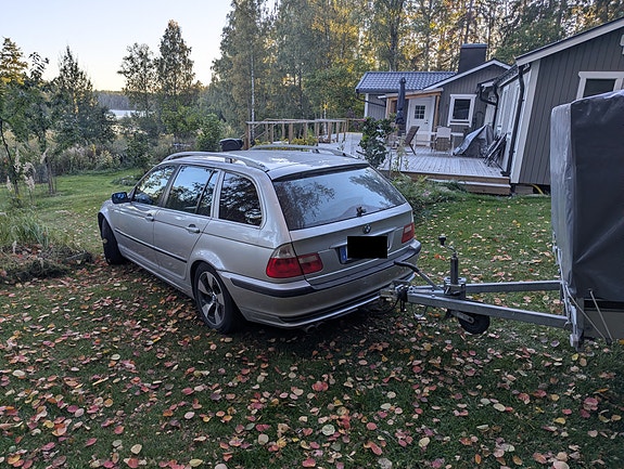 BMW 325Xi 7 of 19