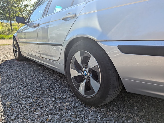 BMW 325Xi 18 of 19