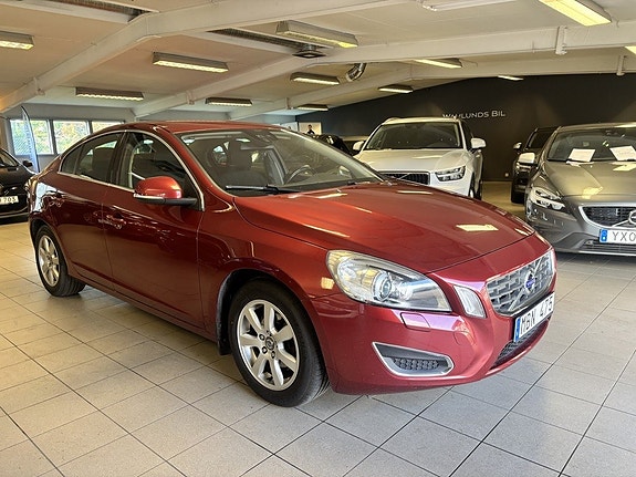 Volvo S60 3 of 8