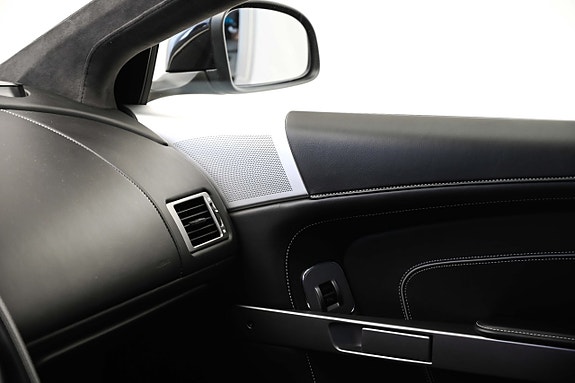 Aston Martin DB9 23 of 27