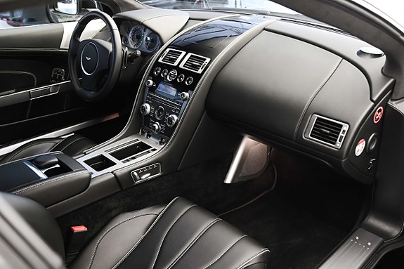 Aston Martin DB9 25 of 27