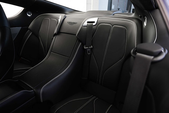 Aston Martin DB9 24 of 27