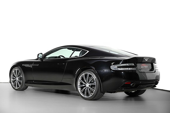 Aston Martin DB9 3 of 27