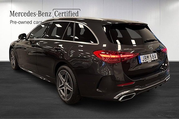 Mercedes-Benz C300 4 of 16