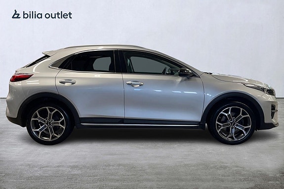 Kia XCeed 7 of 27