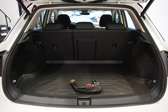 Volkswagen T-Roc 20 of 22