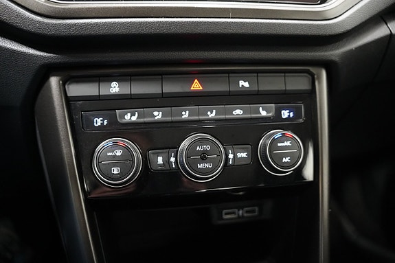 Volkswagen T-Roc 14 of 22