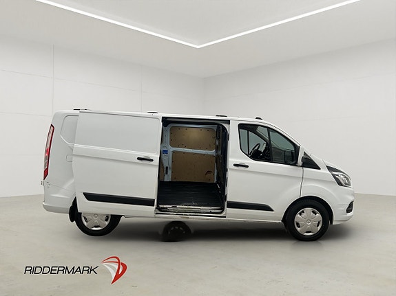 Ford Transit Custom 10 of 30