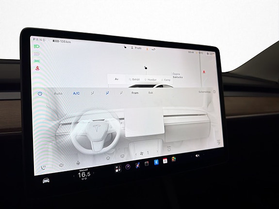 Tesla Model 3 25 of 30