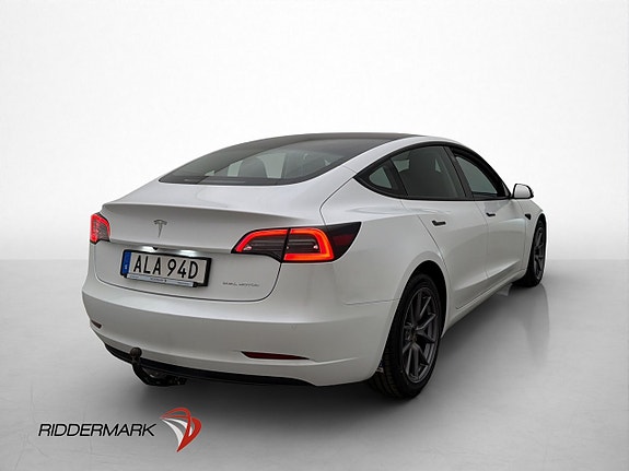 Tesla Model 3 9 of 30