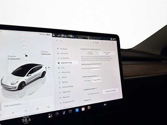 Tesla Model 3 22 of 30