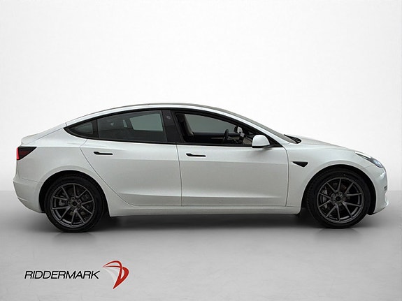 Tesla Model 3 10 of 30