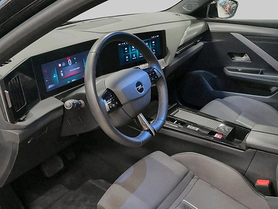 Opel Astra 8 of 22