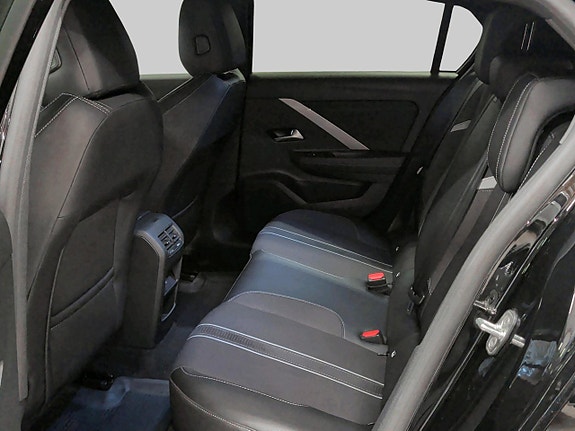 Opel Astra 9 of 22