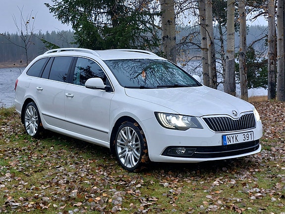 Skoda Superb 2 of 6