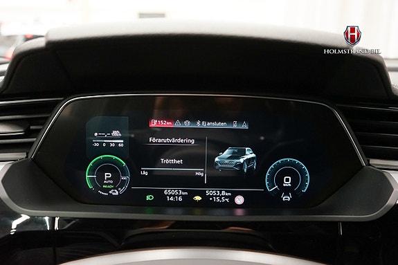 Audi Q8 e-tron 16 of 25